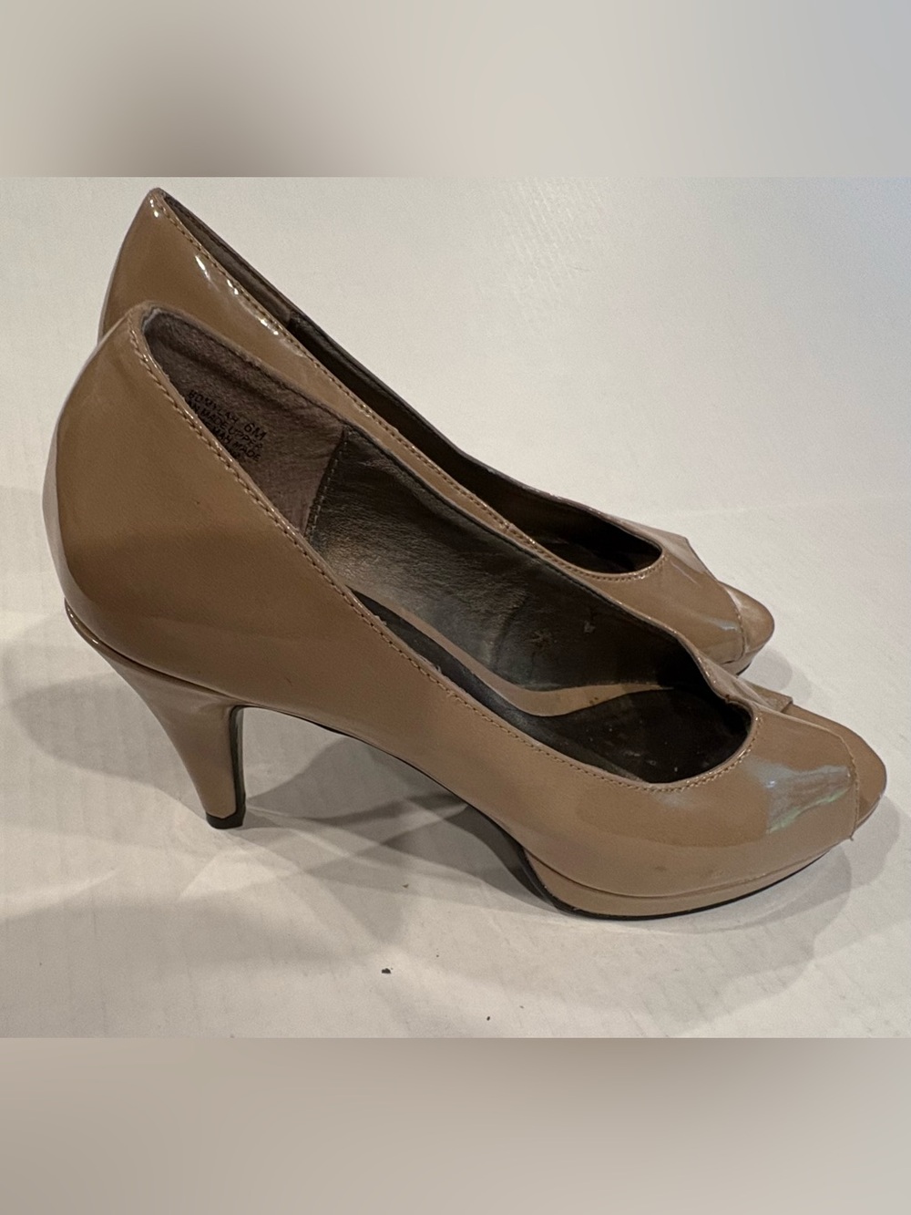 Bandolino Taupe Patent Peep-Toe Heels